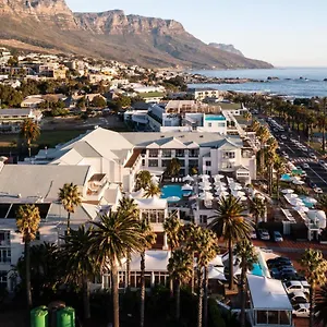 Otel The Bay