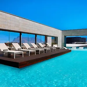 Otel Marriott Crystal Towers